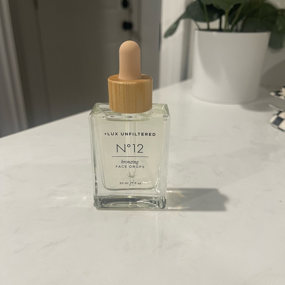 Lux Unfiltered bronzing face drops